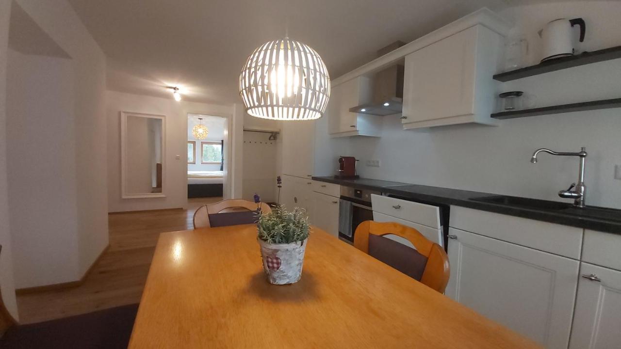 Schweizer Hof Apartment Тамсвег Екстериор снимка