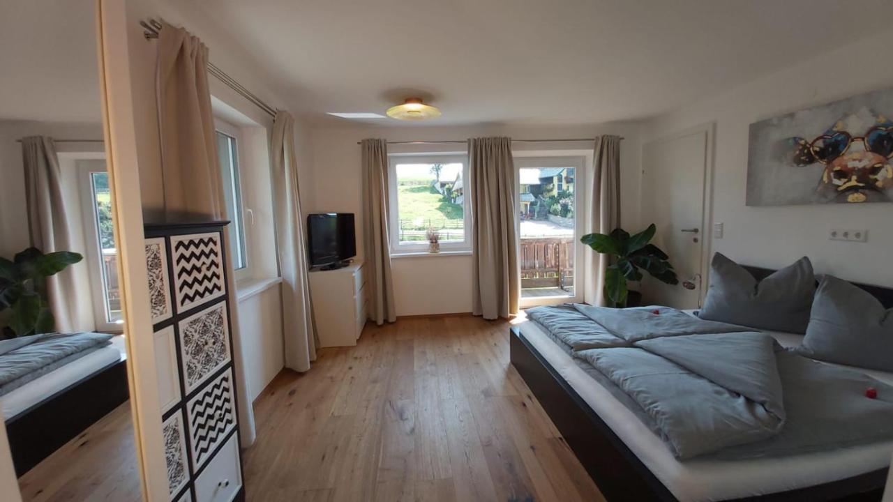 Schweizer Hof Apartment Тамсвег Екстериор снимка