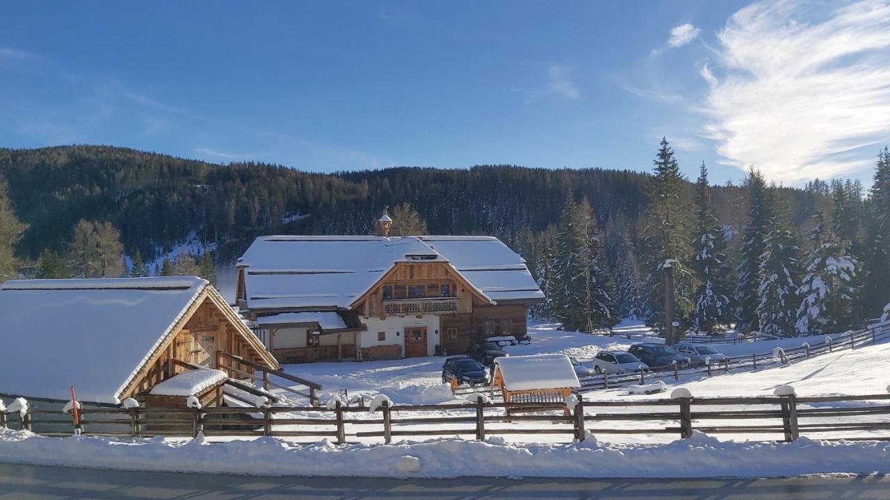 Schweizer Hof Apartment Тамсвег Екстериор снимка