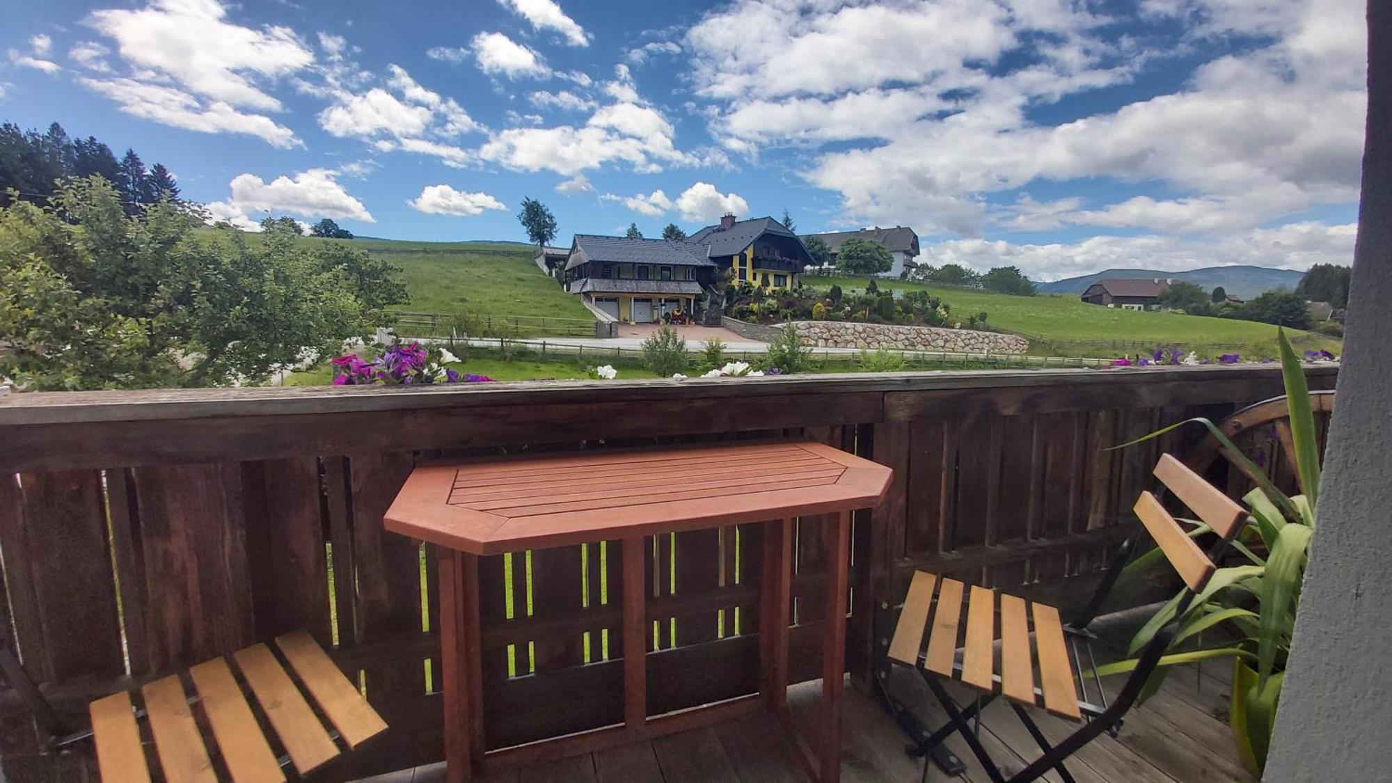 Schweizer Hof Apartment Тамсвег Екстериор снимка